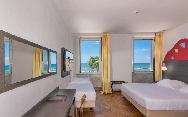 Hotel Tirreno