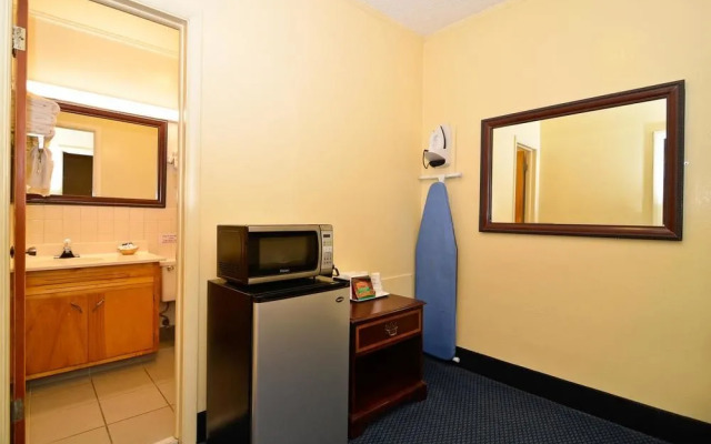 Americas Best Value Inn Goodland