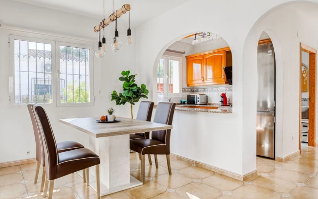 Relax Villa With Private Pool