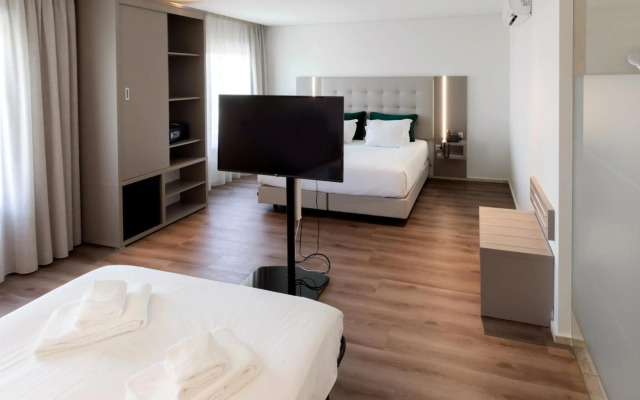 Oporto Airport & Business Hotel