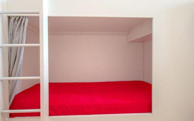 Banana House Sea Shore