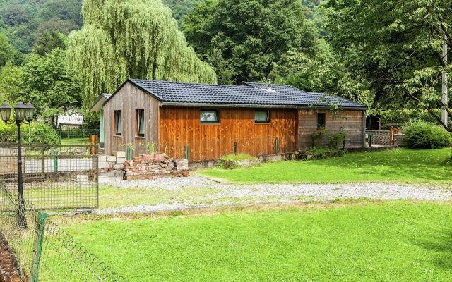 Cosy Chalet in Bomal-sur-ourthe With Terrace
