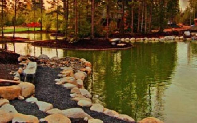 Lodge at Gold River (The)