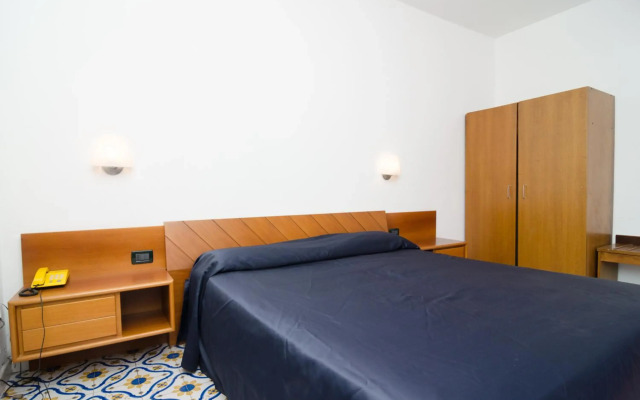 Hotel Flora