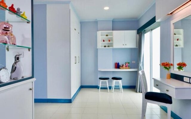 The Grand Paradise Suite