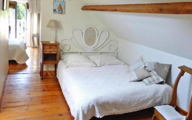 Holiday Home Near Alabaster Coast Beaches