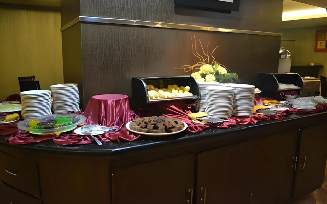 Grand Antares Hotel