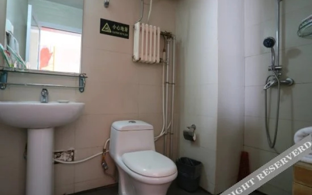 Rest Yizhi Hotel (Xi'an Municipal Government North High-Speed Railway Station)