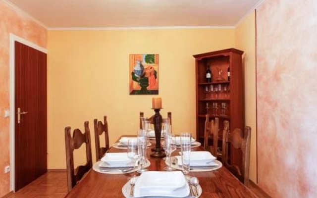 Serena Suites Serviced Apartments