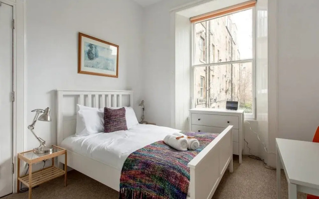 Spacious 3-bed by the Meadows- Perfect for Fringe!