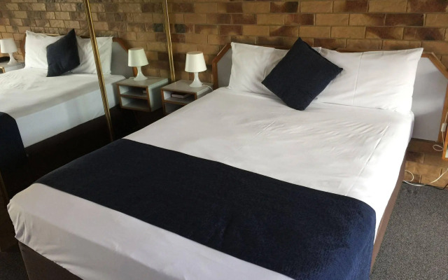 Bribie Waterways Motel