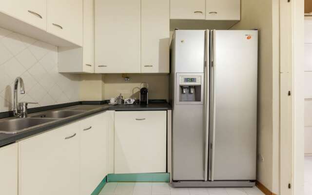 easyhomes - San Babila Corridoni