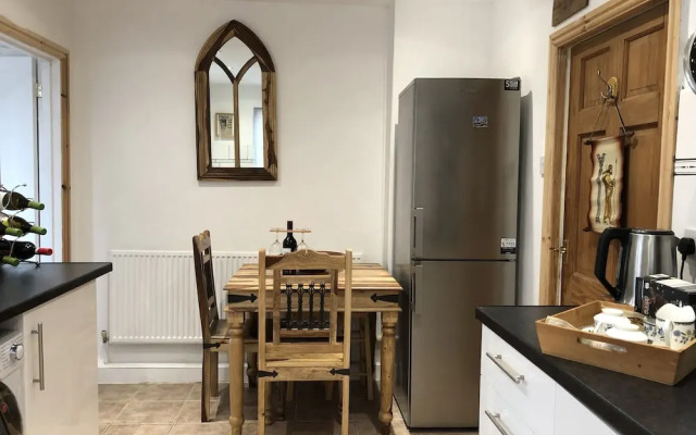 Remarkable 3-bed House in Durham