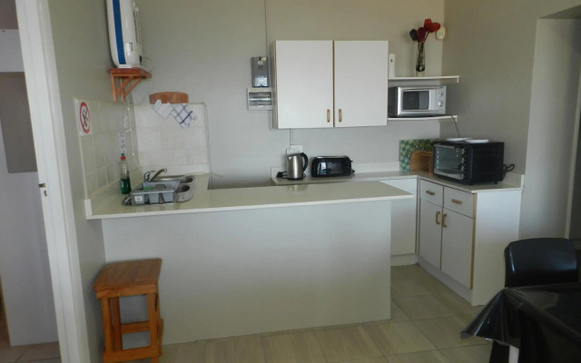 The Sparrow's Nest Beach-Front Self-catering