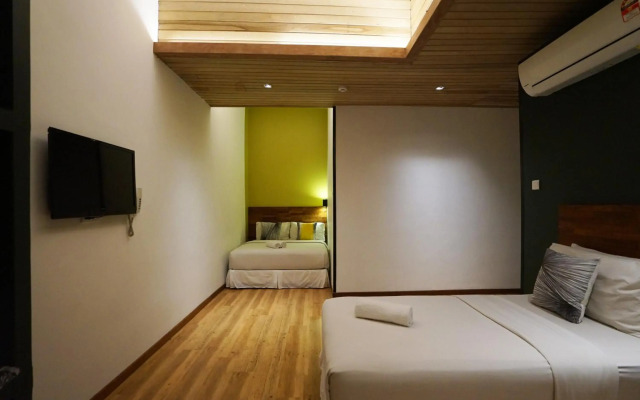 Chaos Boutique Hotel