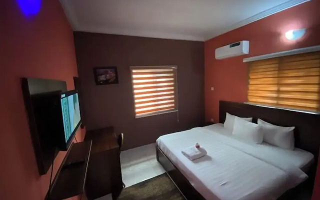 Amanda Apartment and Suites