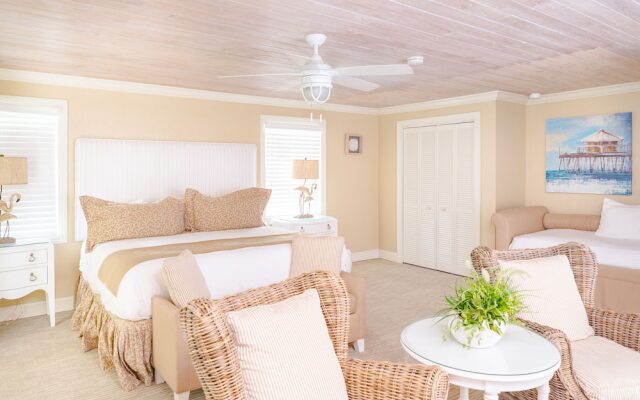 Romora Bay Resort & Marina