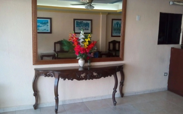 Hotel Avenida Cancun