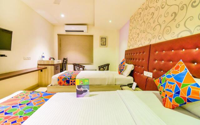 FabHotel Pentagon Next