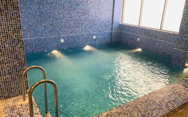 Private Luxury Suites - Al Hamra