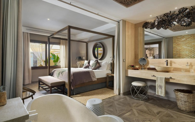 Royal River, Luxury Hotel - Adults Only