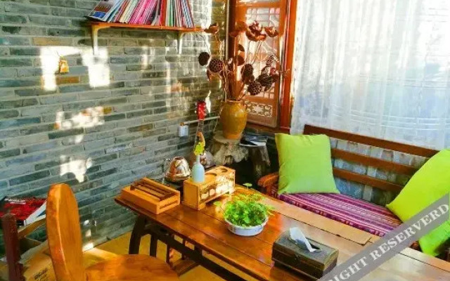 Yueshenghuo Inn