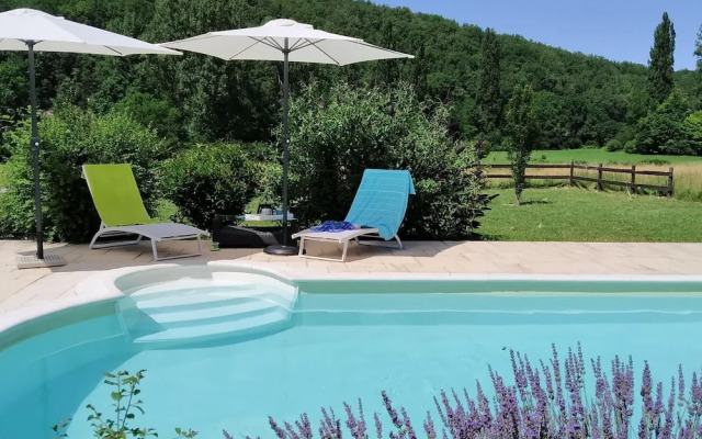 Luxury House in Leobard With Private Pool