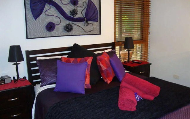 Sunway Farm Bed & Breakfast & Rosebud Cottage