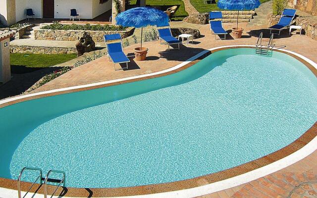 Residence With Pool In Tanaunella - Budoni