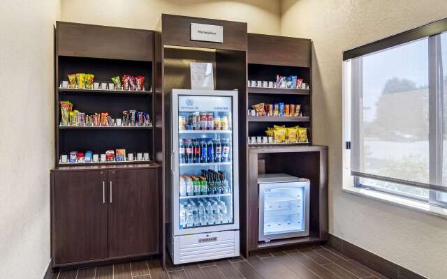 Comfort Suites Merrillville near US 30