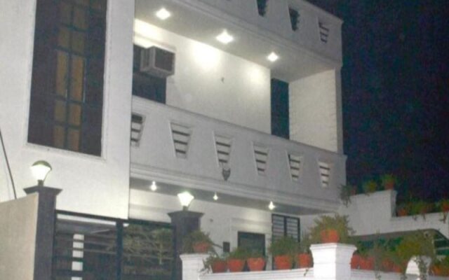 Sanskriti Home Stay
