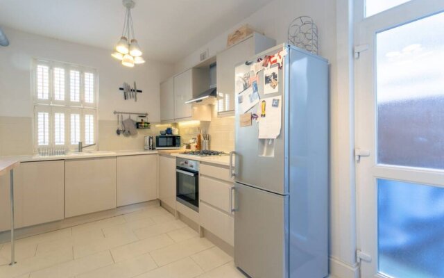 Chic 2 Bedroom Home In Elephant And Castle
