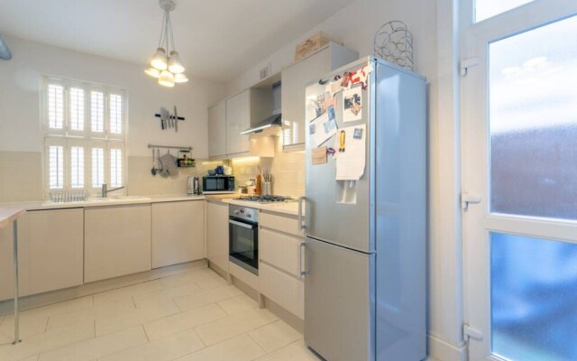 Chic 2 Bedroom Home In Elephant & Castle