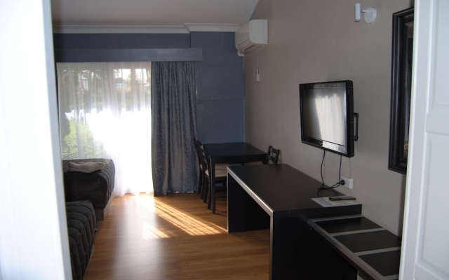 Airlie House Motor Inn – Guest Rooms – Scone