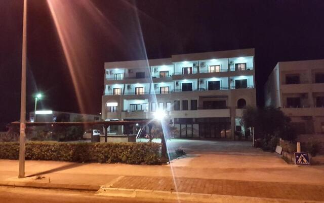 Apartments & Studio Haxhibeti