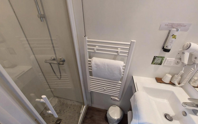 Logis Hôtels - Chez Terrassier - Hôtel et Restaurant