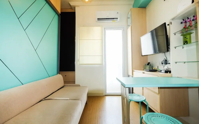 Compact and Cozy Studio Apartment Green Pramuka City