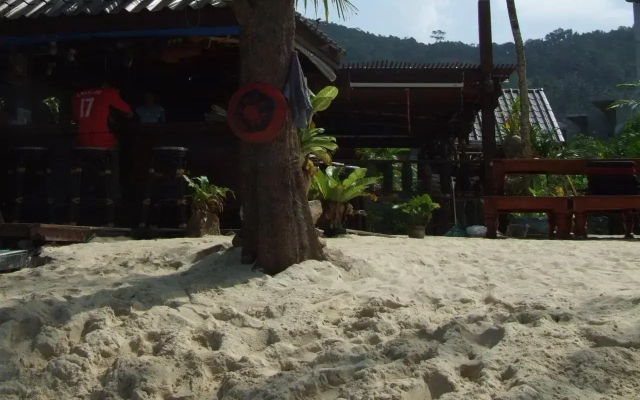 Haad Yao Bungalows