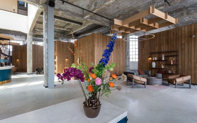 Hotel de Timmerfabriek  Kloeg Collection