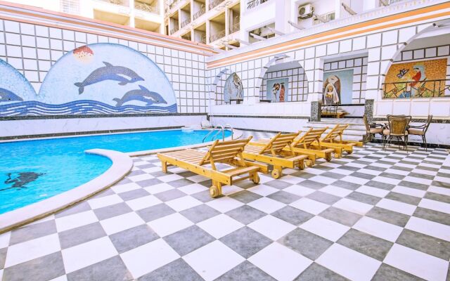 Sheraton Plaza - Central Hurghada by The New Marina