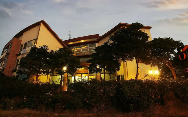 Orange Pension