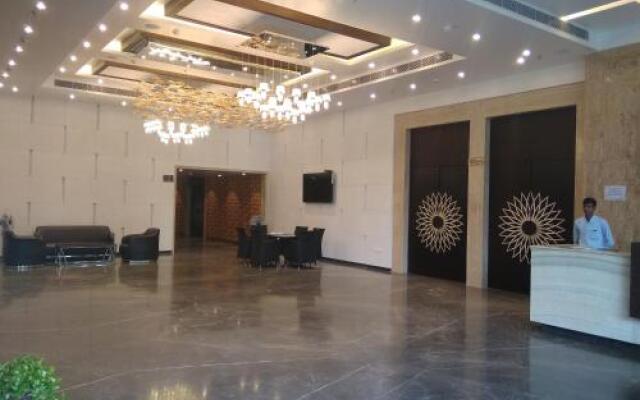 KL7 Hotel & Banquets