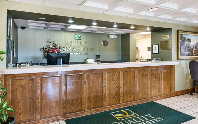 Quality Inn & Suites Franklin