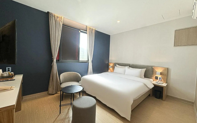 Hound Hotel Changwon Terminal