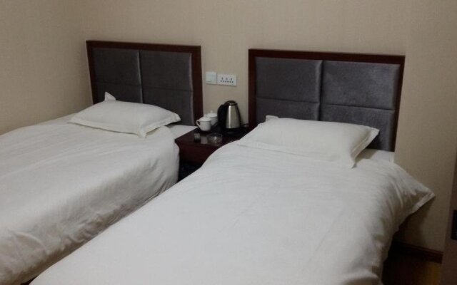 Harbin Donghui Business Hotel