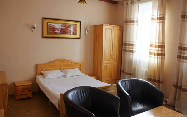 Ay-Sa Hotel