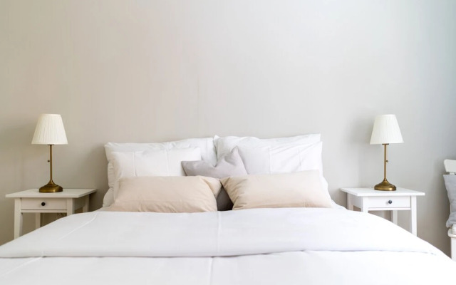 Gorgeous and peaceful 1br in city center