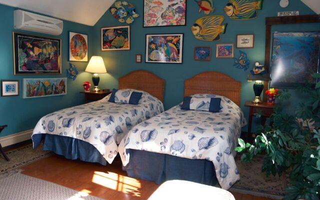 Simmons Homestead Inn