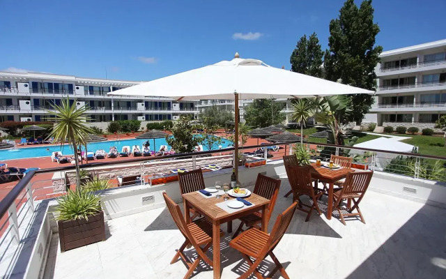 Marina Club Ii