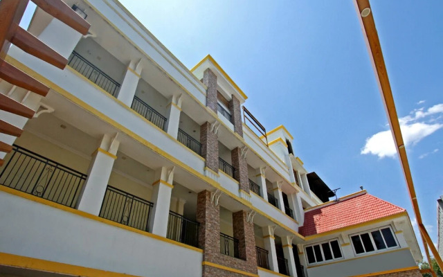 OYO 30970 AAR Royal Residency